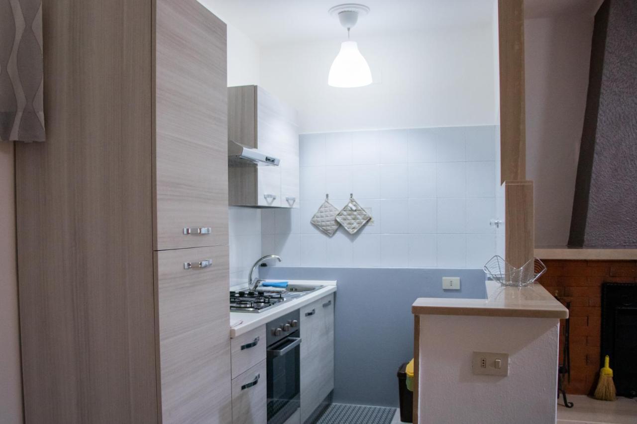 Casa Degli Ulivi Con Parcheggio Privato Muro Lucano Exterior foto